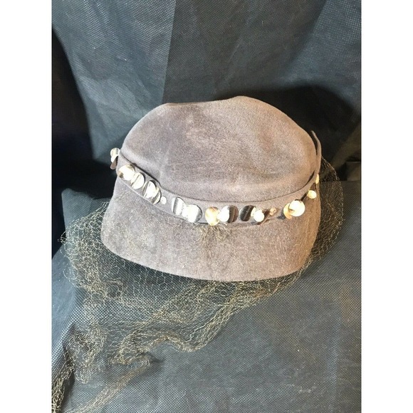Vintage Genuine Velour Gray Hat with Veil & Beaded Trim Size 22 - Picture 3 of 8